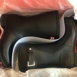 Women’s Short Black Hunter Boots